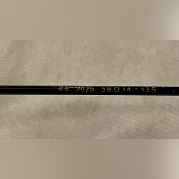 Limited Ray Ban Aviator 58mm Pink W
Metal Frames RB 3025 58014 -135 never warn - Picture 8 of 16